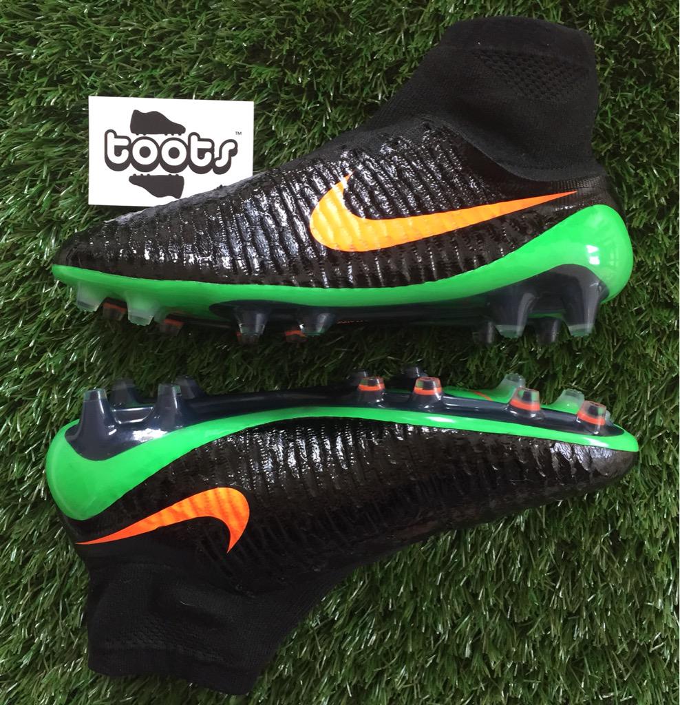 Nike MagistaX Proximo II DF IC Laser Orange