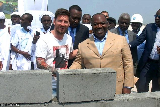 101greatgoals's tweet photo. Human Rights Foundation condemn Lionel Messi for ‘partying with oppressors’ in Gabon http://t.co/Wo47Yzl5Ol http://t.co/CBGoqoz4DN