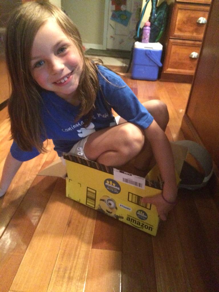 daverwhitfield's tweet photo. #MinionsBoxes http://t.co/9kTUz3gFe2