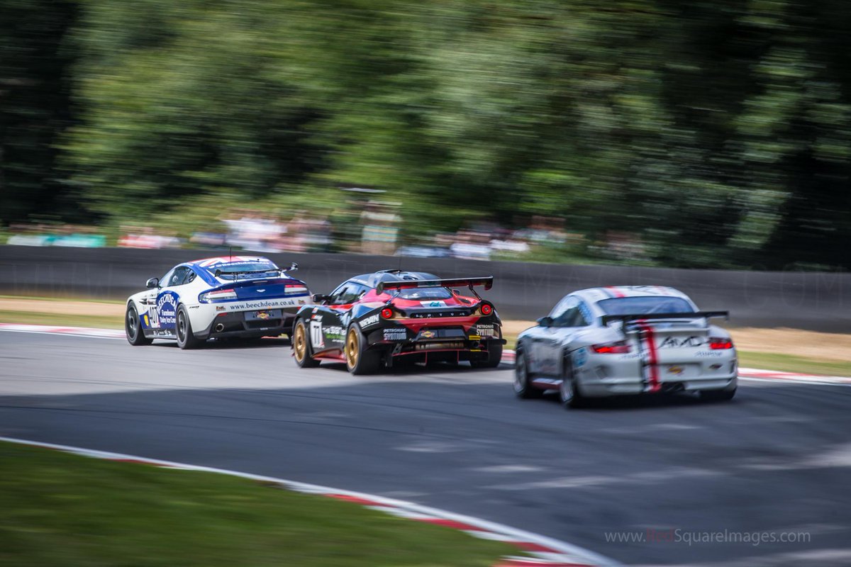 redsquareimages's tweet photo. @brands_hatch @grouplotusplc @AmDessex @Fujifilm_UK @issyracing @SunocoRacing @BritishGT @Brands_Hatch @PorscheGB http://t.co/G93LyzFQGy