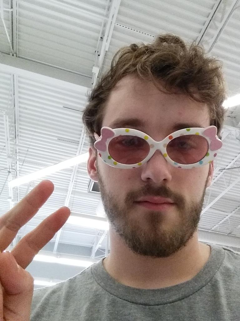 dustingreed's tweet image. What's brakkin bruh?