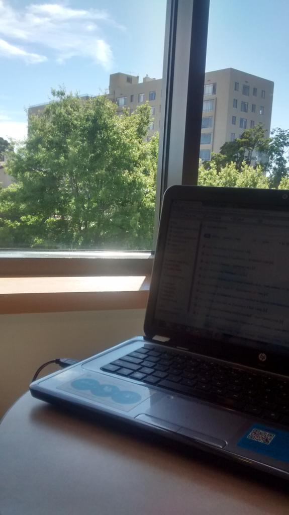 Little_Big_Bow's tweet image. The #SocialMediaMarketing #JobHunt continues! Enjoying my &quot;corner office&quot; view as I #portfolioBuild at the library.