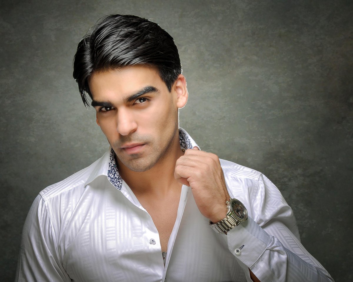 PUBLICEV's tweet photo. Comienza la semana y para las chicas les dejamos esta foto de @JesusDeAlvaTV
Les gusta? http://t.co/pH4dPvPeCH