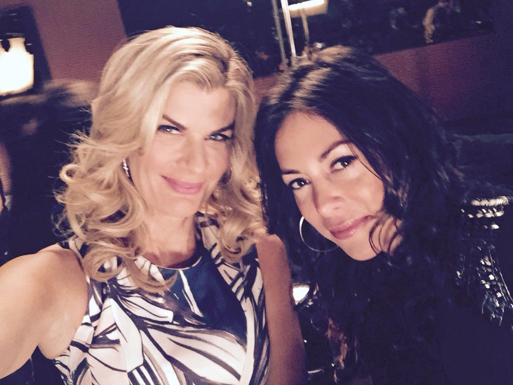 miamoreorless's tweet photo. Loved working with this great actress on #SouthBeachOnHulu. Have you checked it out yet? @ArleneTur @SouthBeachFever http://t.co/3RJxskmdI0