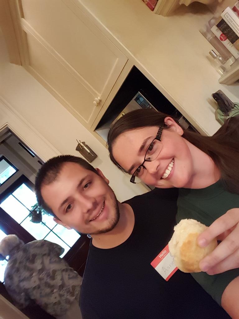 SwoopingTrojan's tweet photo. @Paula_Deen makes a yummy biscuit! http://t.co/V4DpXqJ0Sl
