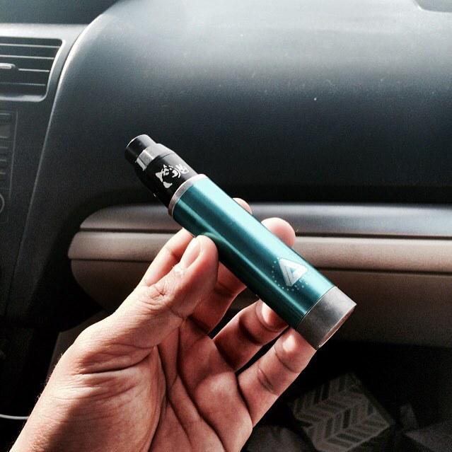vapemerch's tweet photo. RT Mattie_Rojas: |Doge x limitlessmodco|
#ThirdCoastVapors
#handcheck #vape #vapes #vapers #vaping #BlowingCloud… http://t.co/UfRIlMvchq