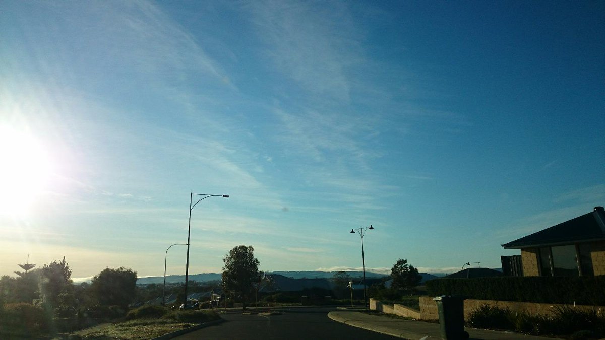 BunburyWeather's tweet image. Glorious start to the day Love #Bunbury #Australind skies 
@TheWAWG @weather_wa @TweetSouthwest
