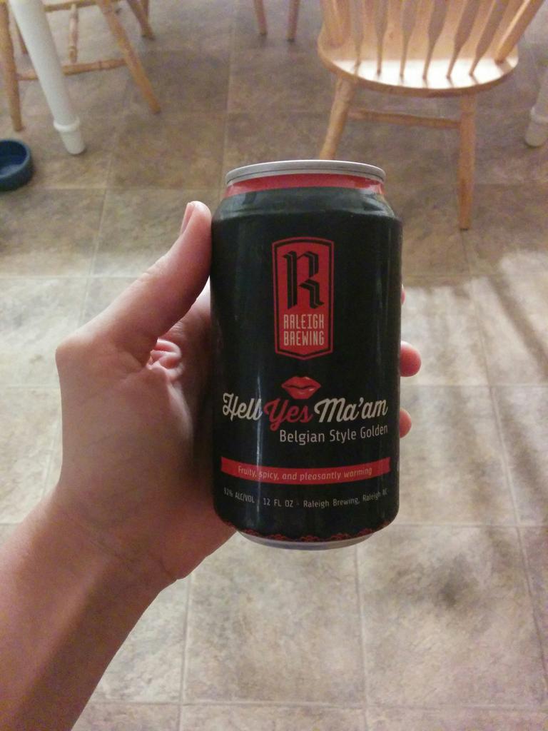notconsumed88's tweet photo. This is the best beer ever! It's my absolute favorite of all the beers. @RaleighBrewing #beer #drinklocal http://t.co/8Gu624nDNC
