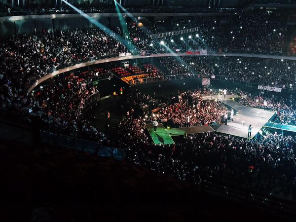 _tefiilobos's tweet photo. @BTS_twt THE BEST CONCERT OF LIFE #TRBinChile http://t.co/DQRcmydo39
