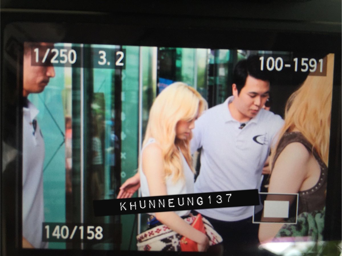 [PIC][04-08-2015]TaeTiSeo xuất hiện tại "SM COEX ARTIUM" vào hôm nay CLi3v68VAAE-MUQ