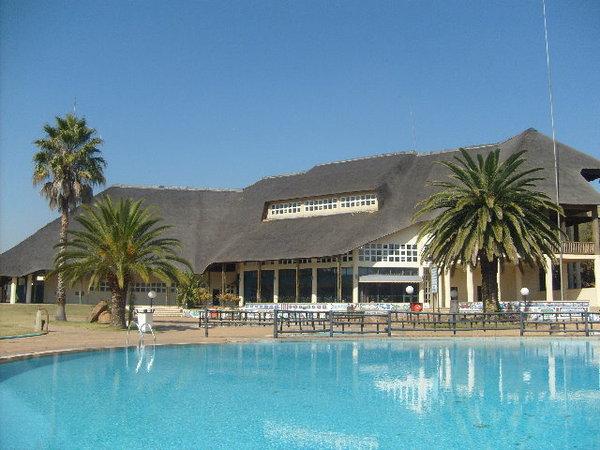 Mtpatourism's tweet photo. Zithabiseni Resort hot spring for pleasure and tranquility. #winterpackagesMP from R335 http://t.co/GkTsgSw5TC http://t.co/SrImMTgFI8