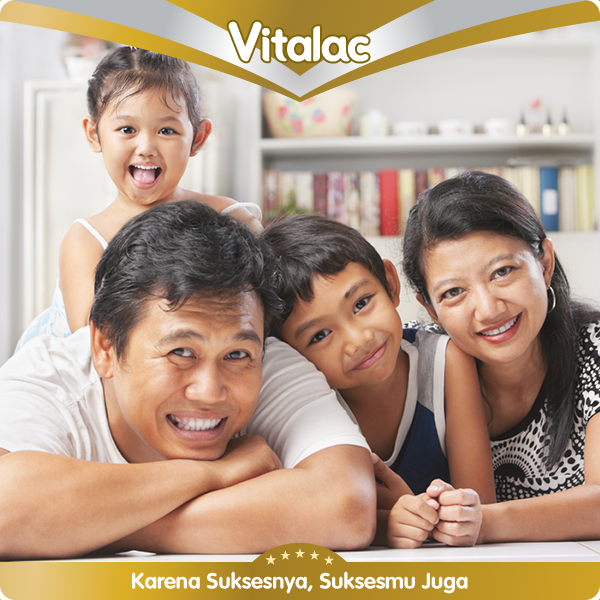 VitalacID's tweet photo. 1. Awali kemampuan emosional #5StarKid dengan membangun kedekatan antara #5StarKid dengan Mama dan Papa. http://t.co/nOoEPz8Jdn