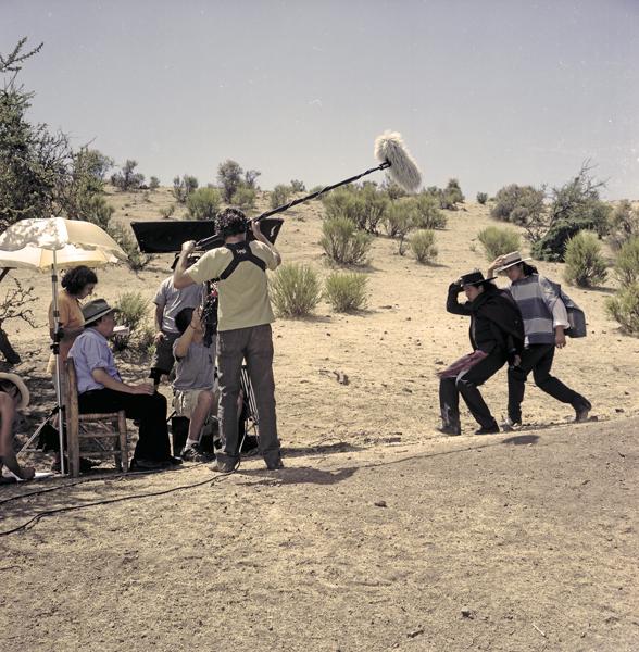chamilactriz's tweet photo. Ruiz en La Recta Provincia, su película, pronto a estrenarse... @cinetecapucv @cinechile @loscontenidos @Sanfeliu http://t.co/qxAUxMu6sD