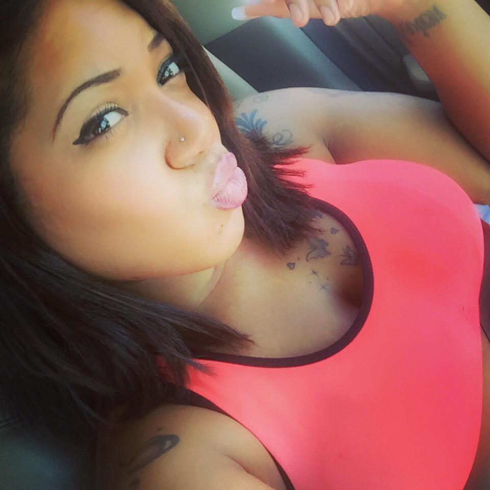 OLIVIA (@mixeddoll92) on Twitter photo 