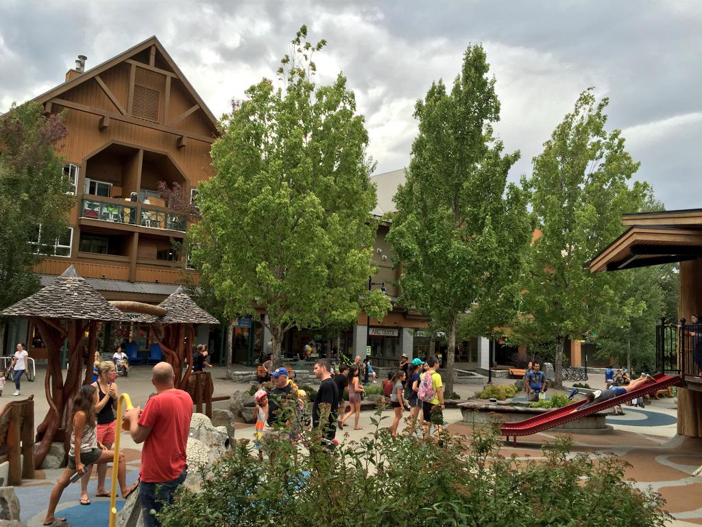 BrentToderian's tweet photo. A public square designed for kids, & packed all times of the day. #Whistler #stickyspaces #peopleplaces http://t.co/dOzY1S4CqU
