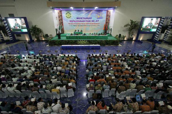 Metro_TV's tweet photo. "Muktamirin Muhammadiyah Harus Cermati Isu Strategis Muktamar" http://t.co/I2yOdpHPS6 http://t.co/w9tB1Af7gp