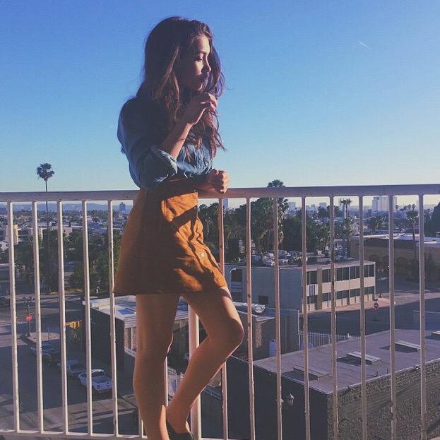 radicalrowbrina's tweet photo. My choice for #CandiesStyleIcon is @rowblanchard http://t.co/kfNTJSC9TM