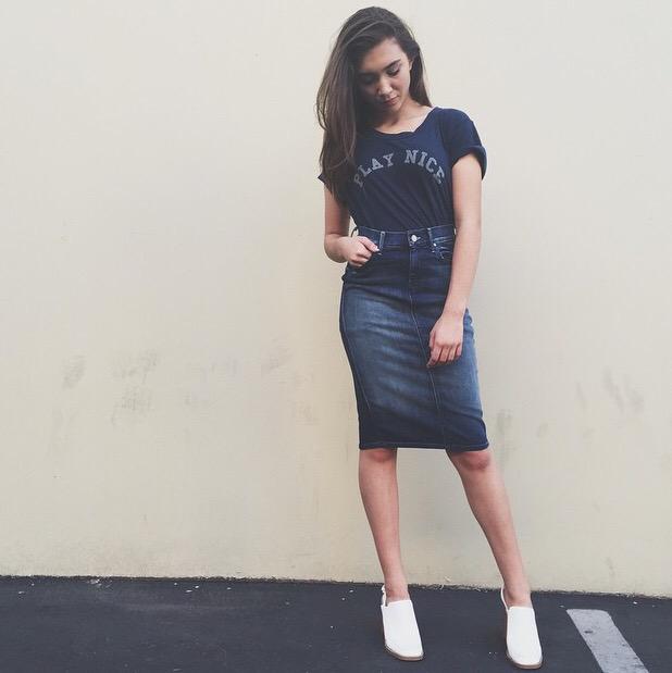 radicalrowbrina's tweet photo. My choice for #CandiesStyleIcon is @rowblanchard http://t.co/kfNTJSC9TM