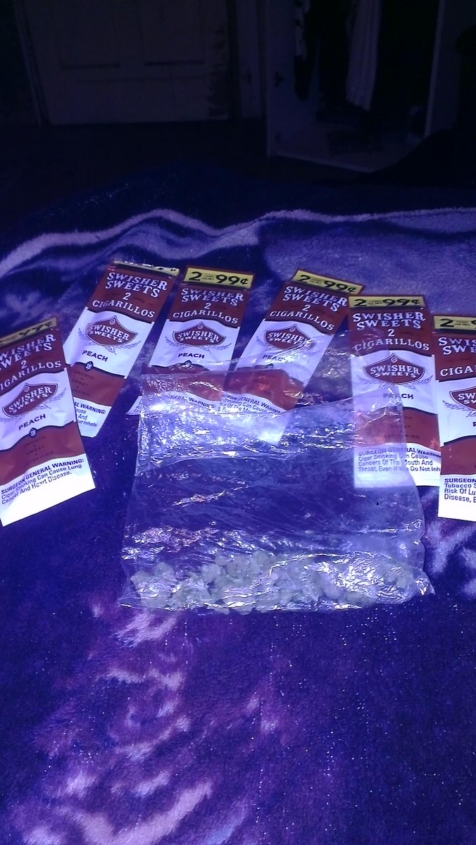 trillestg's tweet photo. #swisher sweets be my main bitch http://t.co/2lntMlZRBh