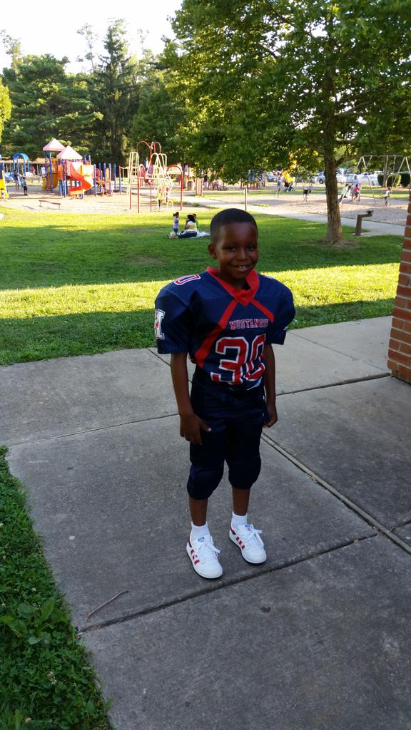 Simply_Dyamond's tweet photo. My prince first day in his uniform. Practice tomorrow...can't wait until his first game. GO MUSTANGS!!!! http://t.co/gOIjONjQhT