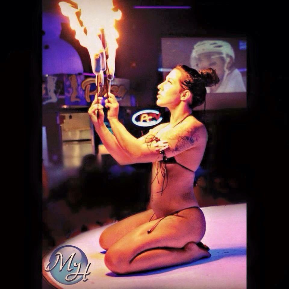 TeasersWinnipeg's tweet photo. #Award #winning #TeasersFeature #LaylaDash all week long! 10:30pm.12:45am Mon to Thurs 10:00pm.12:30am Fri & Sat http://t.co/qa3NidGX1k
