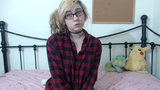 Come torture me I'm a sick mess and miss you guys so much! https://t.co/G6BasQrnCw http://t.co/YesiE<a href="/tag/periscope"class="tags"><span>#periscope</span></a>