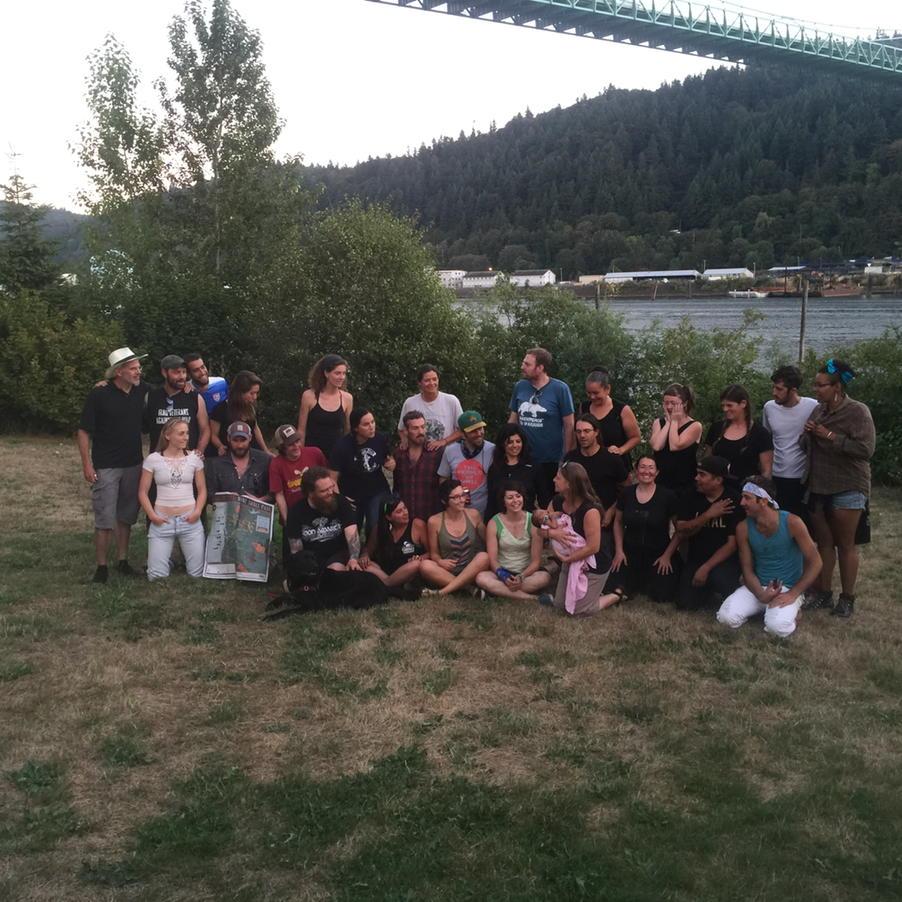 tedgleichman's tweet image. The entire .@Greenpeace 28 after The Battle of the Bridge, +1 in full-body gear (pink)  #ShellNo #Arctic #PDXvsShell