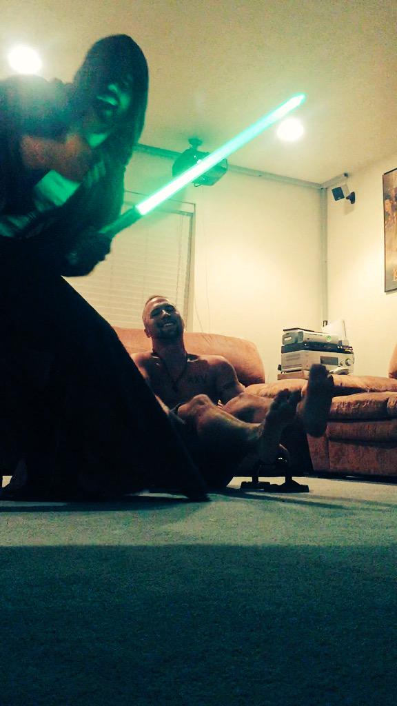 Jamessmithyyyya's tweet photo. Some people just hate yoga @801Palmer http://t.co/9E7iCmkEMR