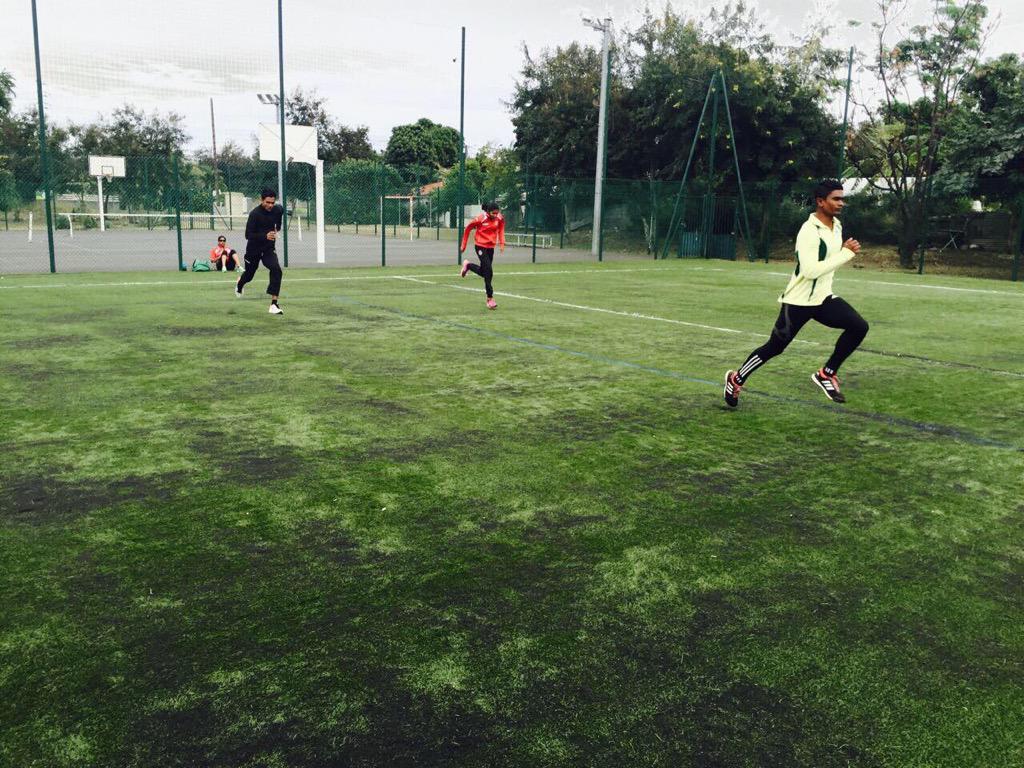 Nazra, Afa, Ashfan and Saaid Warming up for 200 semi. #Athletics #TeamMaldives #IOIG2015 all the best and good luck