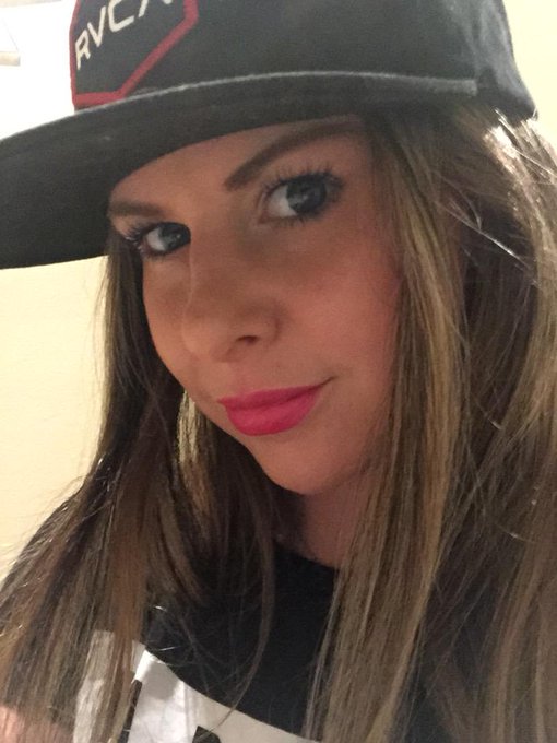 Diff look eh? http://t.co/9B8XbgRlVH<a href="/tag/angelwingssgia"class="tags"><span>#angelwingssgia</span></a>