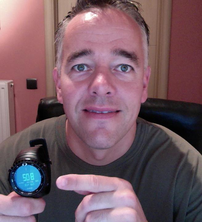 Putin spokesperson has $620,000 watch! As a NATO military spokesman, my Suunto Core cost $200. pgj.cc/PiHqac