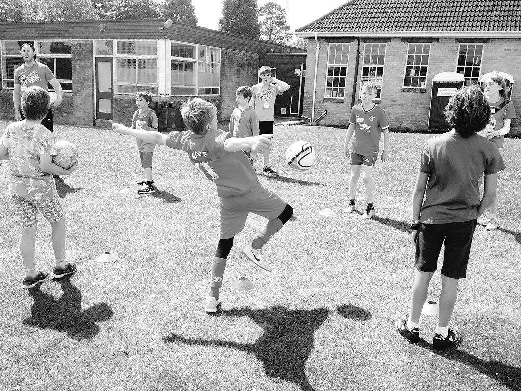 GETSportedFrome's tweet image. Headers &amp;amp; volleys!!! #football #gotskills @GETSportedFrome