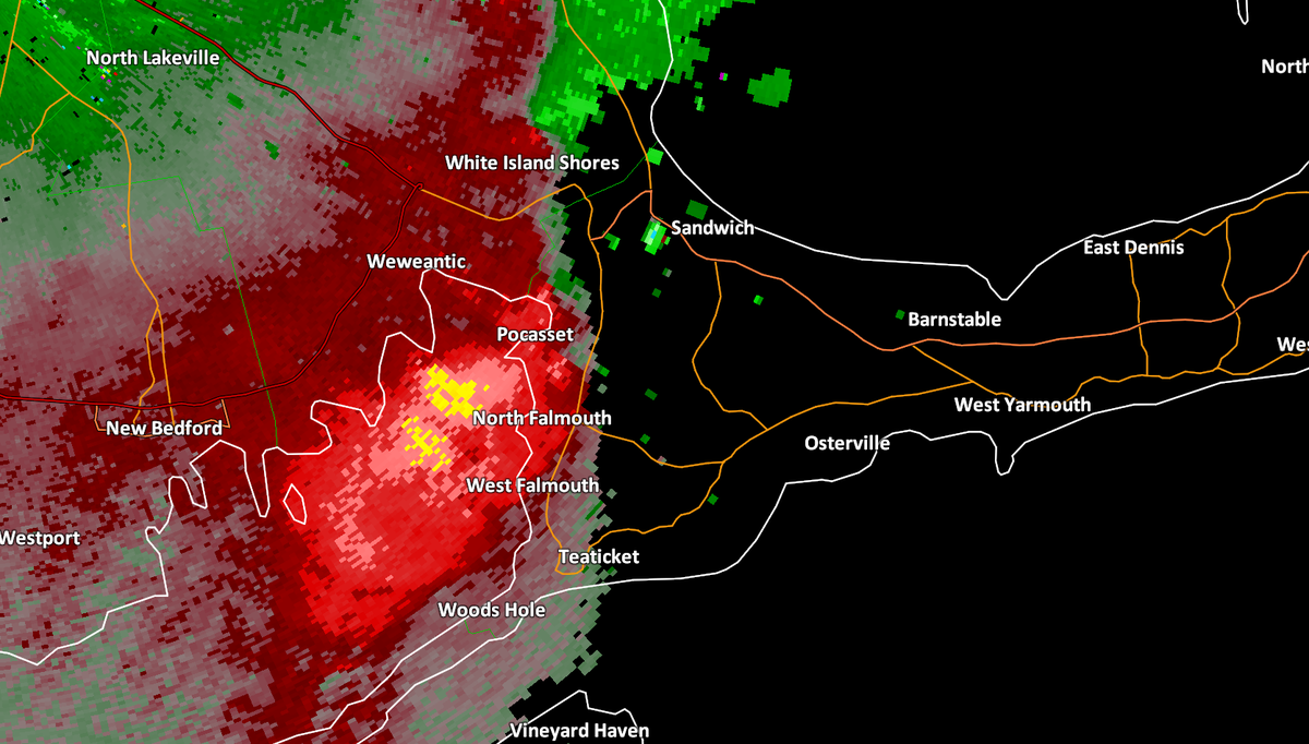 [720a] We are expecting widespread wind damage to occur on the Cape over the next 30 minutes