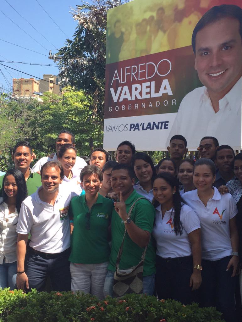 ClaudiaLopez's tweet photo. Gracias Verdes Caribe por estos días de aprendizaje e ilusión. Vamos a liberar al Caribe de la pobreza y corrupción! http://t.co/sbUISYHvhN