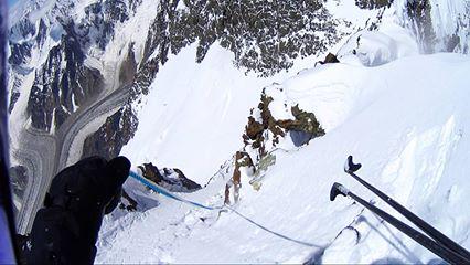 Andrzej Bargiel alone summited Broad Peak and as a first man in the history made a full ski-descent to the base!