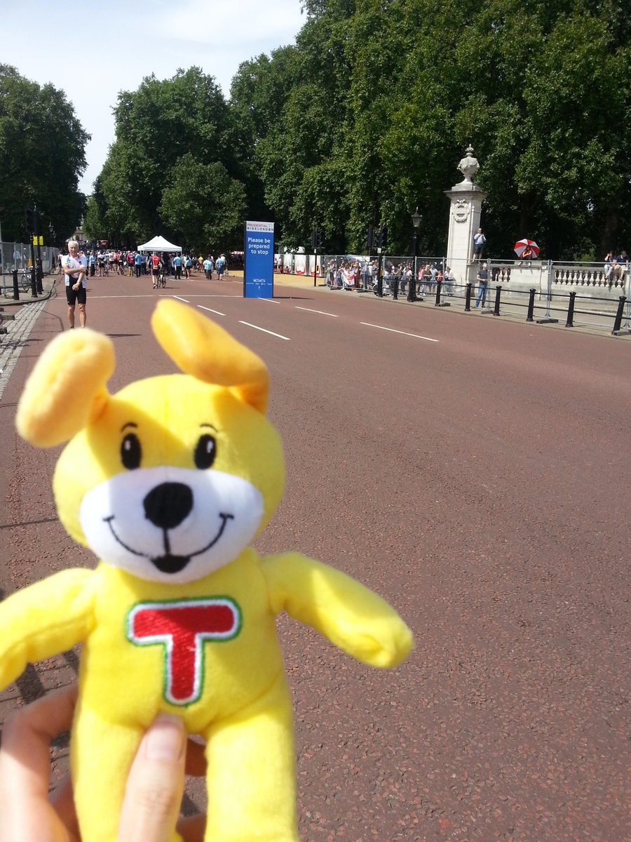 I went to the Pru 100 on Sunday and had great fun supporting everybody!