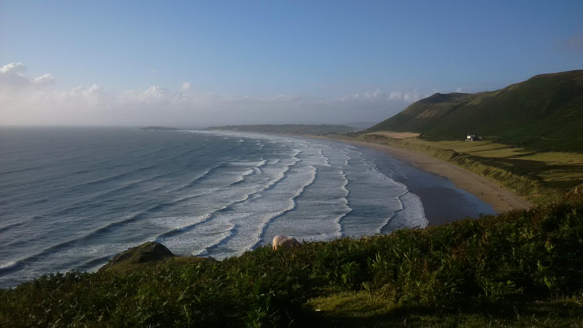 bigbillybaxter's tweet photo. Happy times in Wales, you just can't get better than this! http://t.co/nP1U7tfm1N