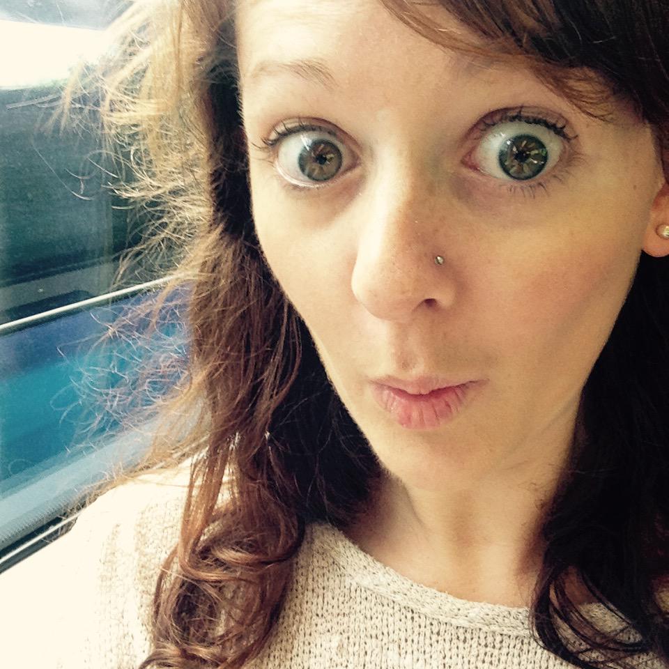 zanyzaz's tweet photo. Edinburgh-bound for tech rehearsal for @PantoScience at @ARfringe! OoOoo! Excited! #PantoScience #WomeninSTEM http://t.co/z180m6OrTW