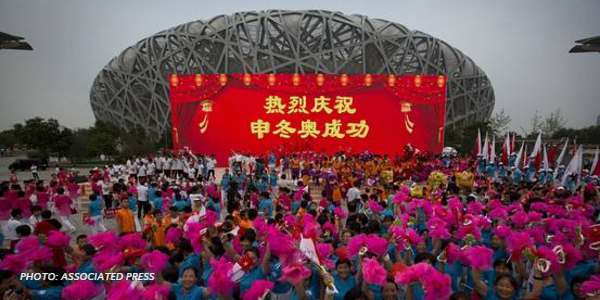 ChinaRealTime's tweet photo. China's Winter Olympic theme sounds familiar, and netizens won't 'Let It Go' http://t.co/xWBnXzUin3 http://t.co/CS5UfoY40w