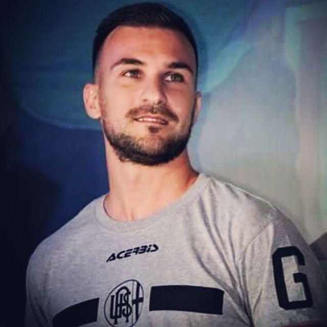 usalessandria's tweet photo. Buon compleanno Ferdinando per i tuoi 27 anni. Auguri Vito!!! #vitofrancesco #vito #ferdin… http://t.co/Ryy0E7kP2i http://t.co/xNS4nBgcEa