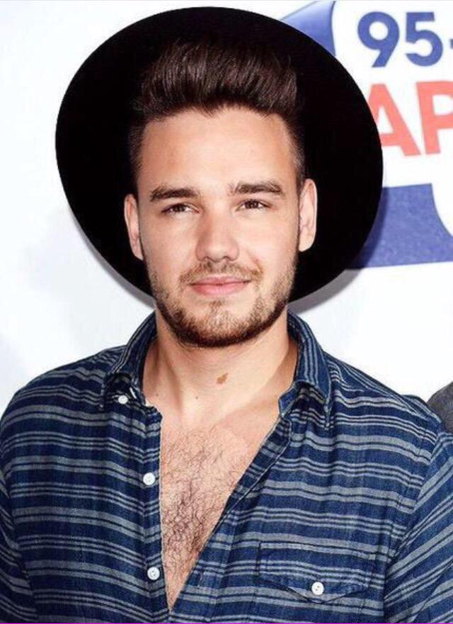 instylesnavy's tweet photo. People that personally knows Liam always describes him as the kindest person in this world. #RespectLiam http://t.co/TlCzQPb2Sk