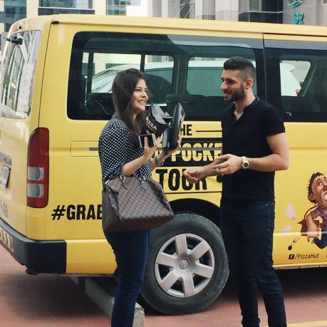 PizzaHutME's tweet image. It was awesome meeting @MysteriousDiner! Hope you enjoy your #pizzapockets  

#GRABnGO