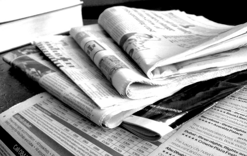 Survey reveals major fall in Scots reading daily newspapers while online news use surges: bit.ly/1hhaJ63
