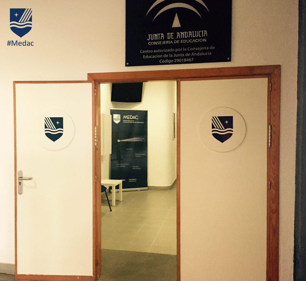 Davante_MEDAC's tweet photo. Abrimos en Agosto hasta las 20:00, Pásate por Medac para reservar tu plaza de #FPDeporte #FPSalud #Medac http://t.co/SJnT0Tqy6Q