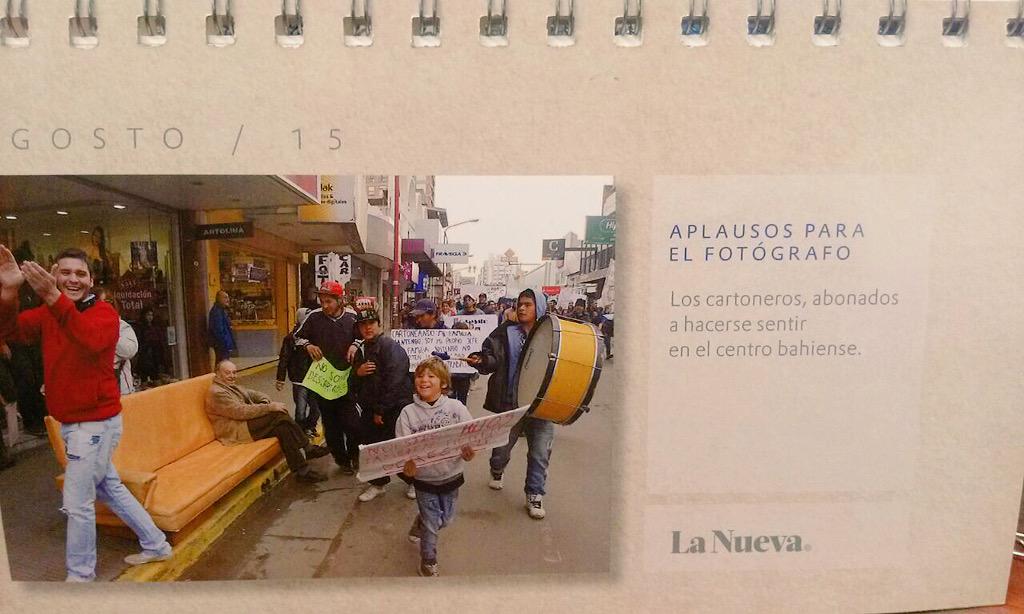 JulaSp's tweet photo. @lanuevaweb Los aplausos son para el fotógrafo?????
Y no quiero seguir analizando el texto.... http://t.co/qdZyqPjOmV