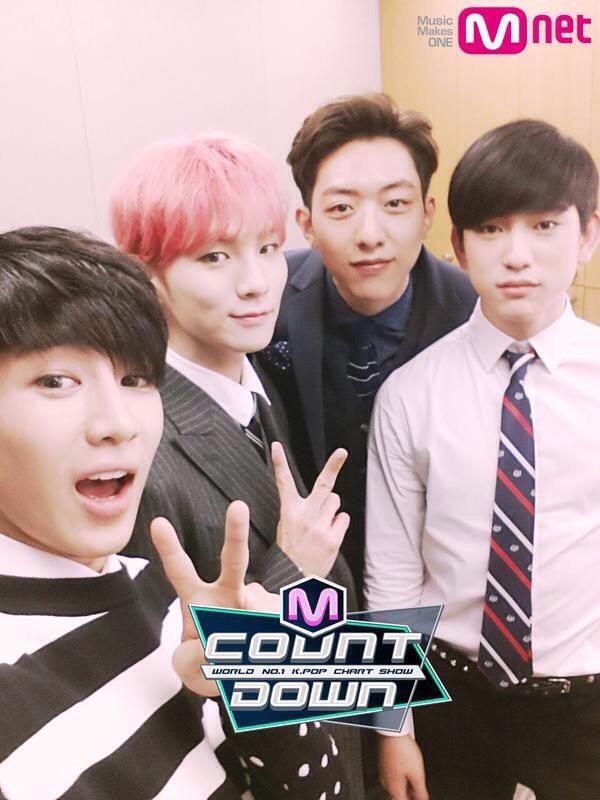 Deksnw_th's tweet image. [TRANS] 150731 แบมแบม GOT7 โทรหาคีย์ ในรายการ AS4U

Bambam: ช่วงนี้ผมง่วงมากเลย
Key: ไม่ไปนอนล่ะ?