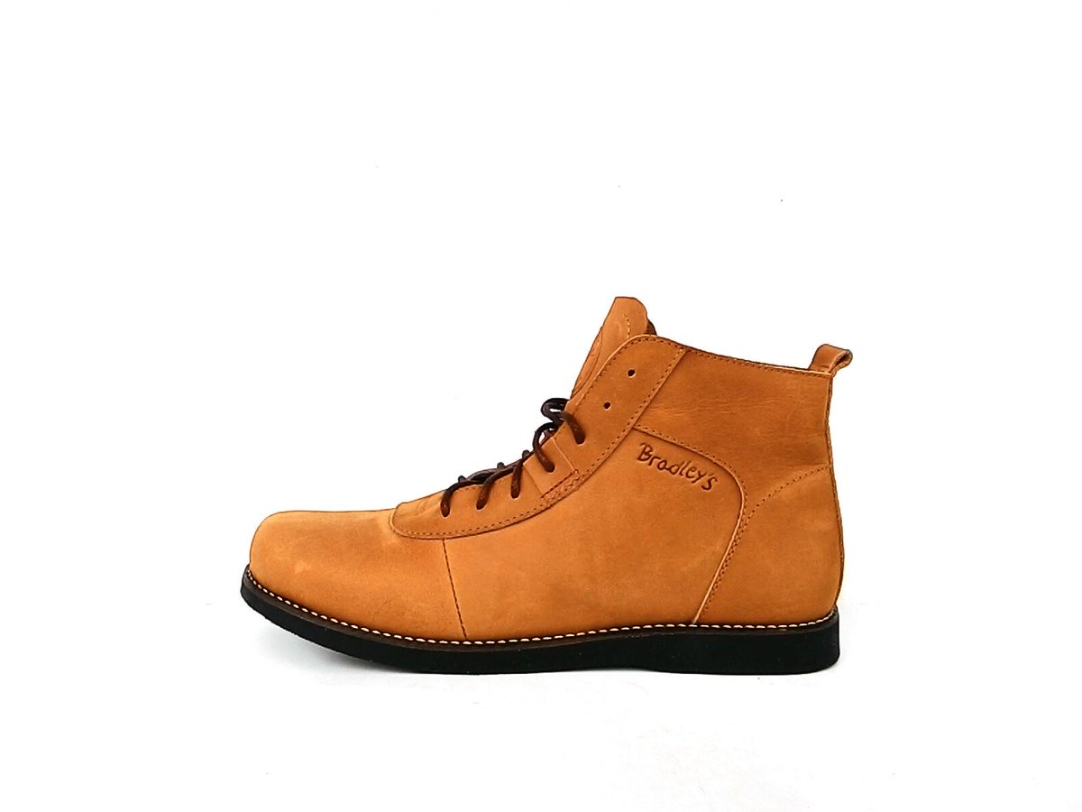 Kakinagastore's tweet photo. Bradley's anubis
size 39-44
IDR 310.000
mau order? cus contact admin
BBM 239538FE
Line ID kakinagastore http://t.co/h4R40Wbb1L