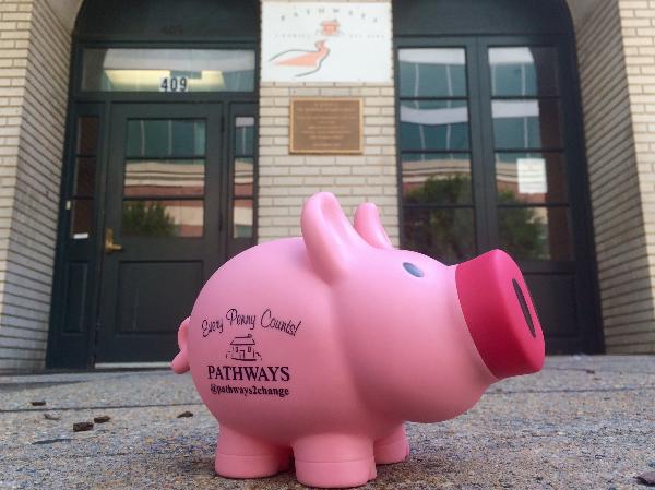 Lite99RadioBham's tweet photo. Visit #PennyThePig! She benefits @pathways2change-->http://t.co/lJiagpa3Bg #pathways2change #everypennycounts http://t.co/LkNeOO9908