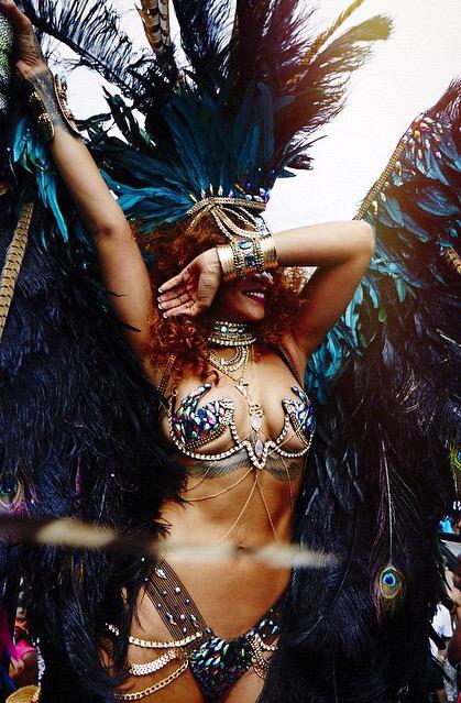 meIanoid's tweet photo. Let's talk about @rihanna at Crop Over  🇧🇧 for a second http://t.co/6yBejrzsQM