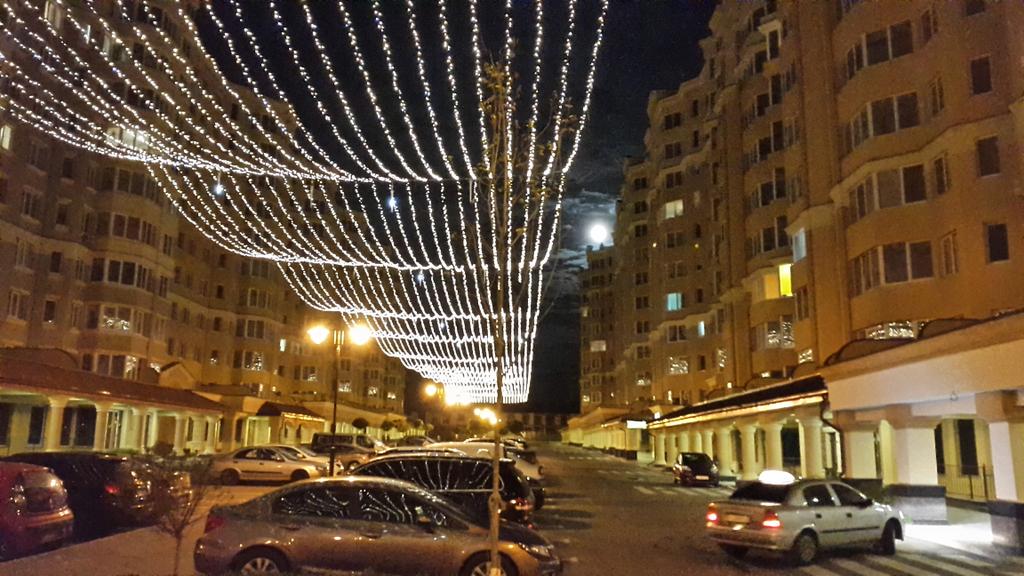 CLkAY0HWIAEbj0D.jpg:large